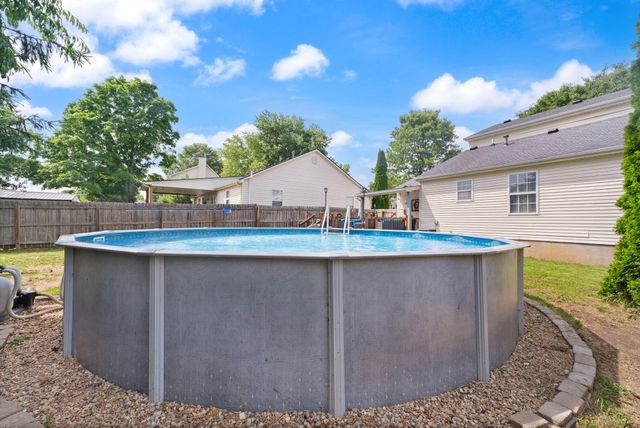 104 Bridgeway Court, Nicholasville, KY 40356