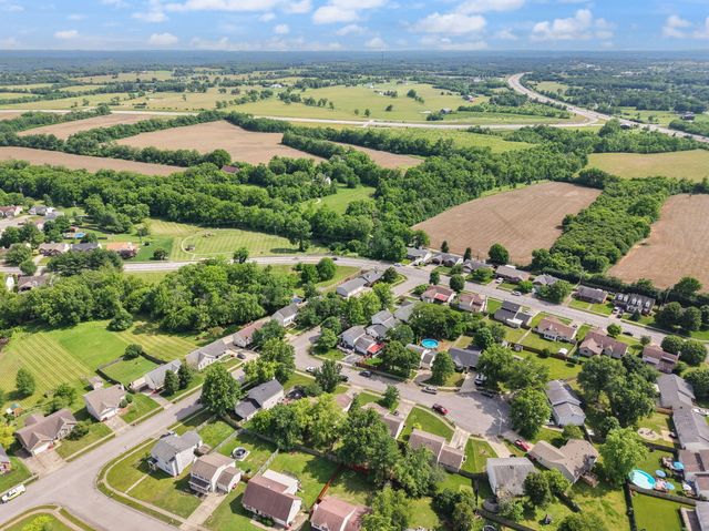104 Bridgeway Court, Nicholasville, KY 40356