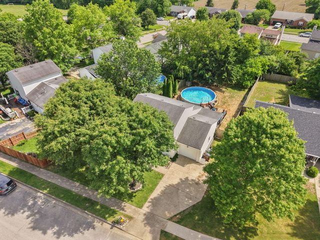 104 Bridgeway Court, Nicholasville, KY 40356