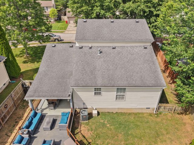 104 Bridgeway Court, Nicholasville, KY 40356