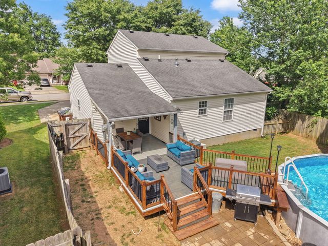 104 Bridgeway Court, Nicholasville, KY 40356