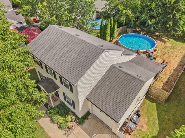 104 Bridgeway Court, Nicholasville, KY 40356
