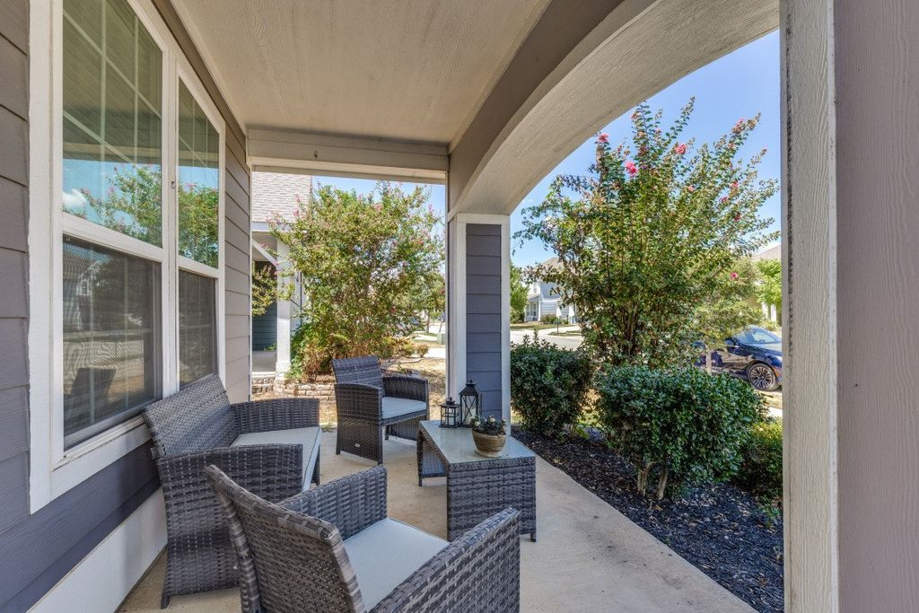 9140 Benevolent Court, Providence Village, TX 76227 — photo 2