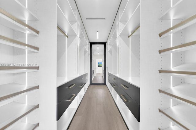 12751 SW 92nd Ct, Miami, FL 33176