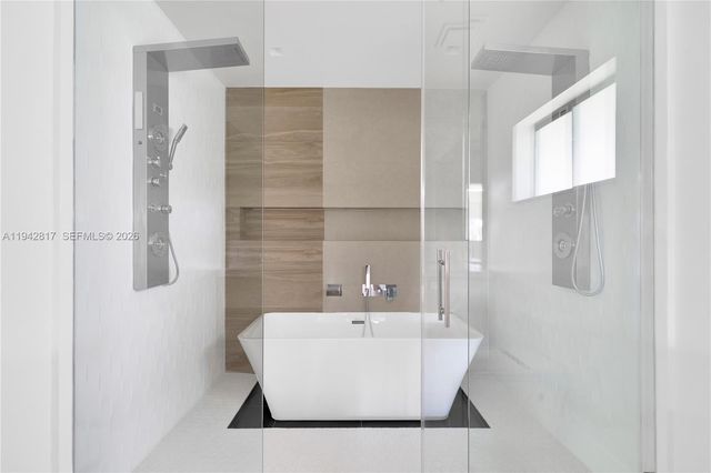 12751 SW 92nd Ct, Miami, FL 33176