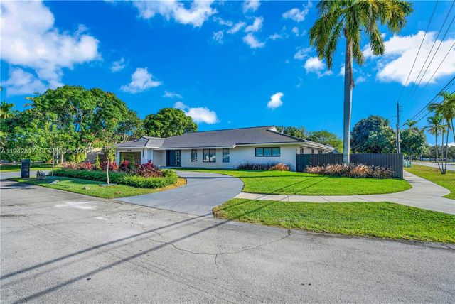 12751 SW 92nd Ct, Miami, FL 33176