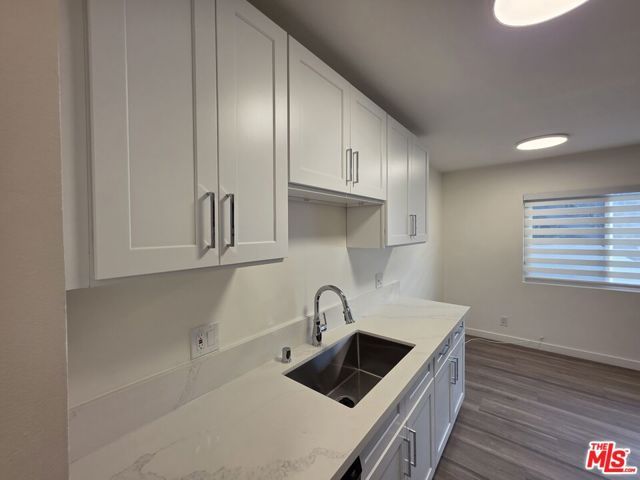 1433 Brockton Avenue 4, Los Angeles, CA 90025