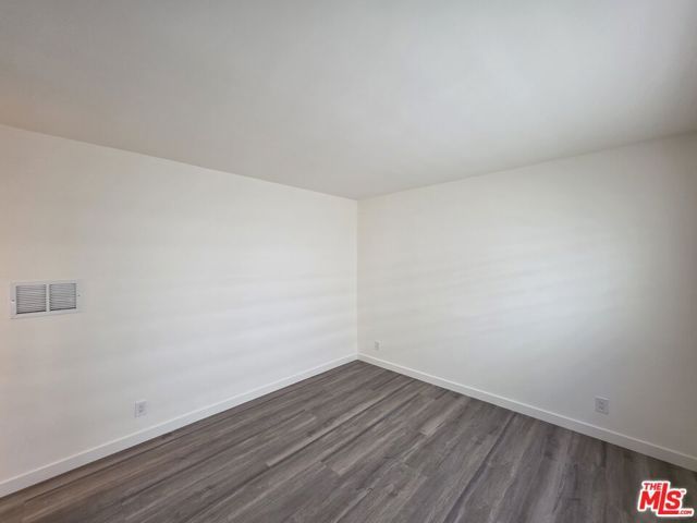 1433 Brockton Avenue 4, Los Angeles, CA 90025