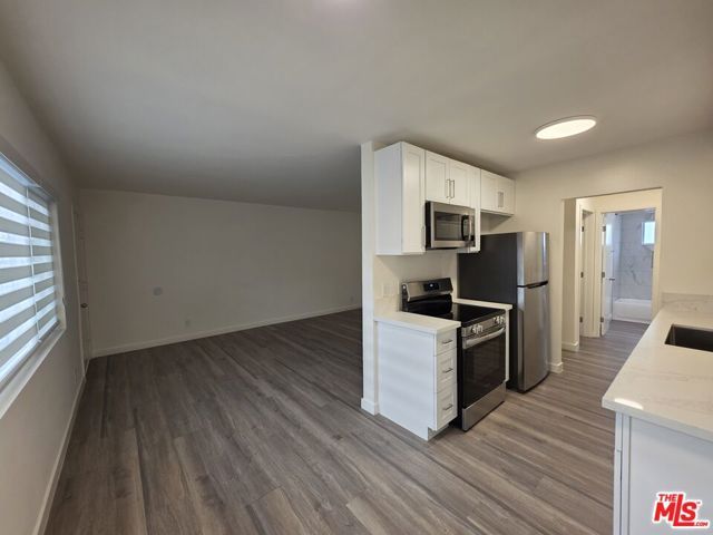 1433 Brockton Avenue 4, Los Angeles, CA 90025