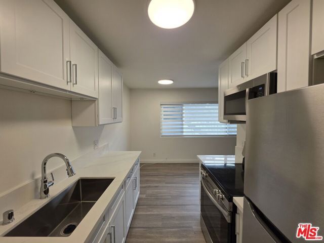 1433 Brockton Avenue 4, Los Angeles, CA 90025