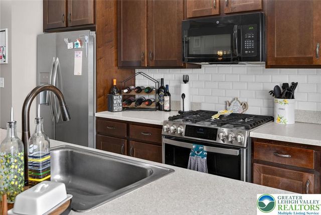 4487 Elmwood Drive, Lower Nazareth Twp, PA 18064