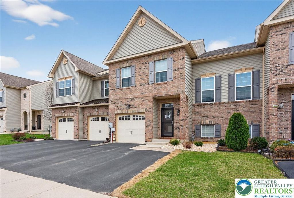 4487 Elmwood Drive, Lower Nazareth Twp, PA 18064