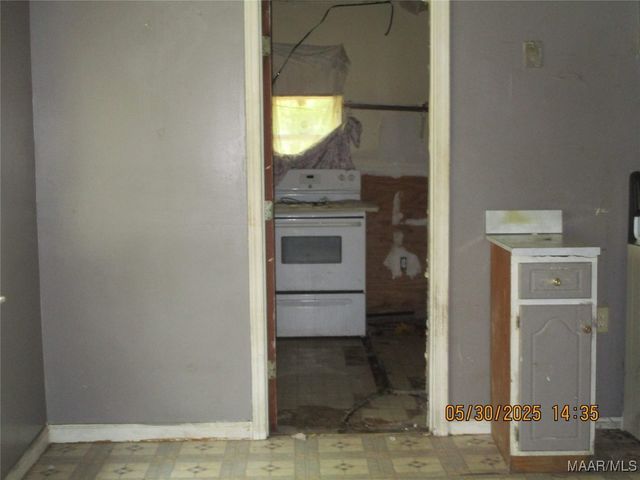 2018 Royal Street, Selma, AL 36701