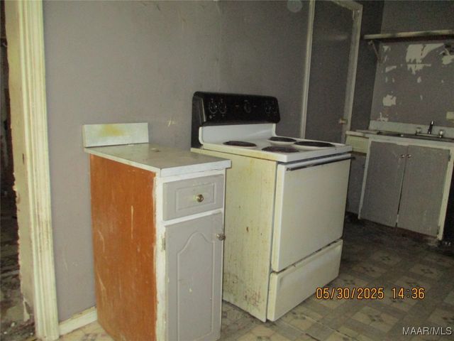 2018 Royal Street, Selma, AL 36701