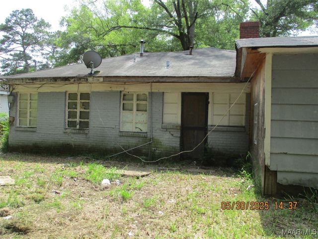 2018 Royal Street, Selma, AL 36701