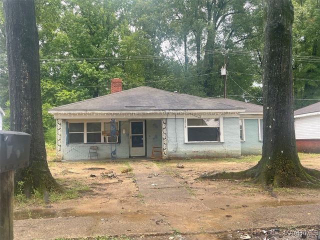 2018 Royal Street, Selma, AL 36701