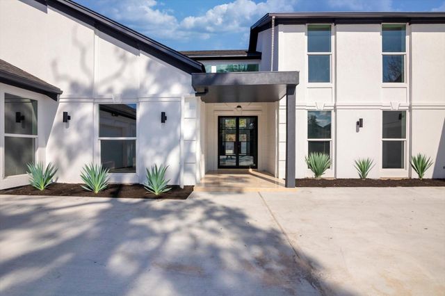 12564 Memorial Drive, Houston, TX 77024
