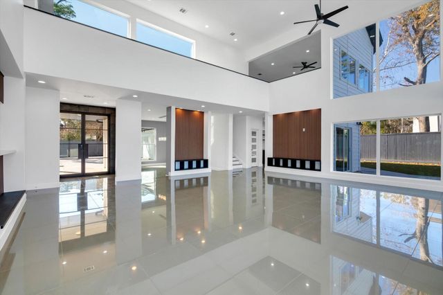 12564 Memorial Drive, Houston, TX 77024