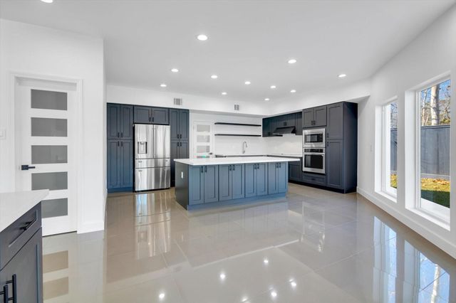 12564 Memorial Drive, Houston, TX 77024