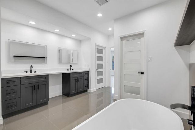12564 Memorial Drive, Houston, TX 77024