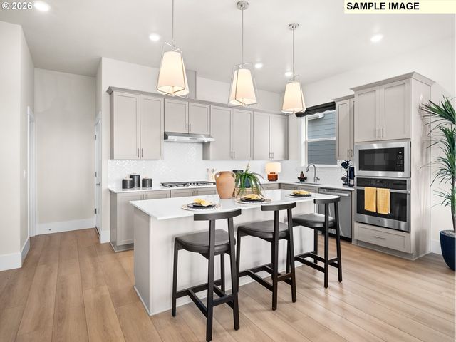 16850 Sw Cairn Ln, King City, OR 97140