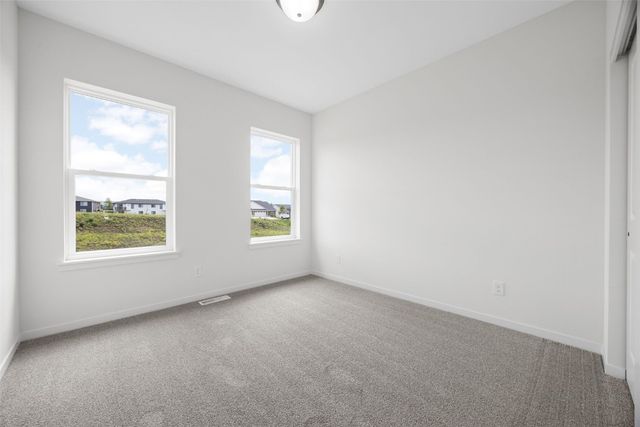 1442 Cardinal Drive, Fairfax, IA 52228