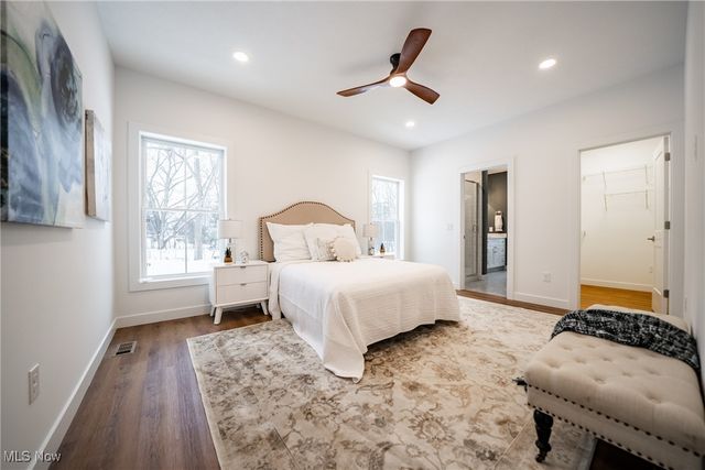 4738 Derbyshire Drive, North Randall, OH 44128