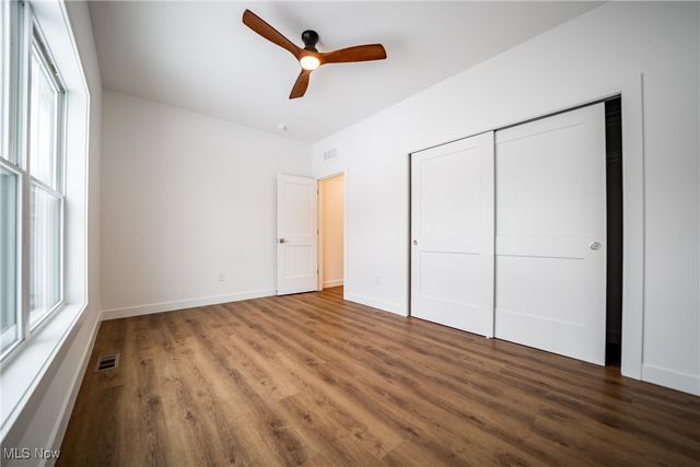 4738 Derbyshire Drive, North Randall, OH 44128