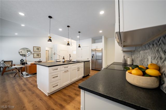 4738 Derbyshire Drive, North Randall, OH 44128