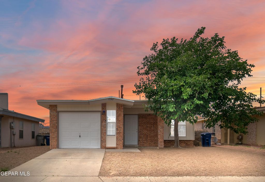 10967 STONEBRIDGE Drive, El Paso, TX 79934