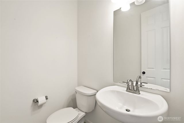 5449 50th Loop SE, Lacey, WA 98503