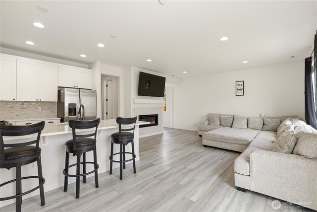 5449 50th Loop SE, Lacey, WA 98503