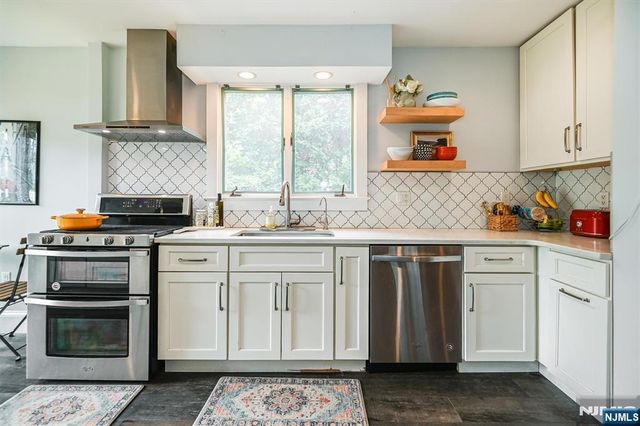 669 Doremus Avenue, Glen Rock, NJ 07452