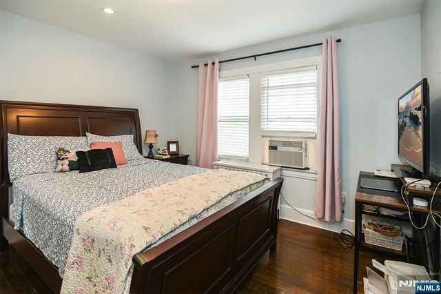 669 Doremus Avenue, Glen Rock, NJ 07452