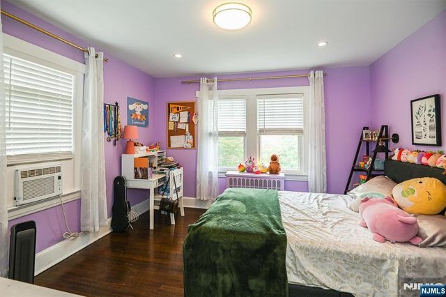 669 Doremus Avenue, Glen Rock, NJ 07452