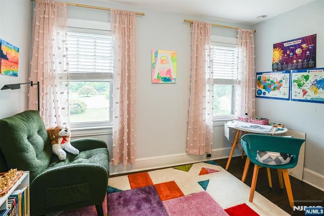 669 Doremus Avenue, Glen Rock, NJ 07452