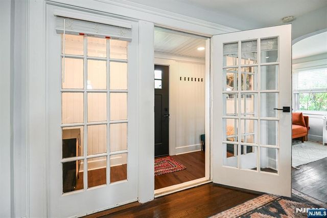 669 Doremus Avenue, Glen Rock, NJ 07452