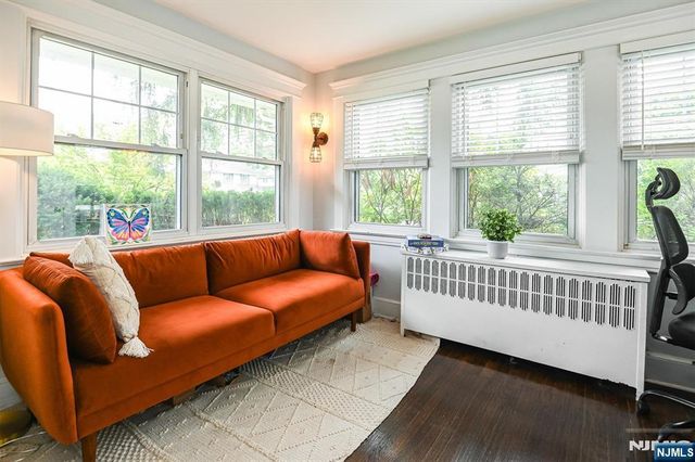 669 Doremus Avenue, Glen Rock, NJ 07452