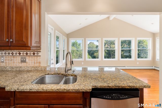 77 Obtuse Road South, Brookfield, CT 06804
