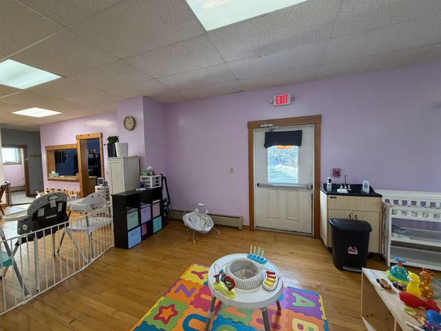 92 West Main Street, Hyde Park, VT 05655