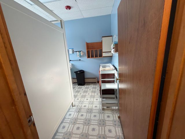 92 West Main Street, Hyde Park, VT 05655