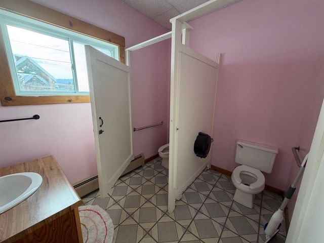 92 West Main Street, Hyde Park, VT 05655