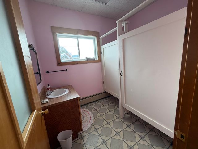 92 West Main Street, Hyde Park, VT 05655