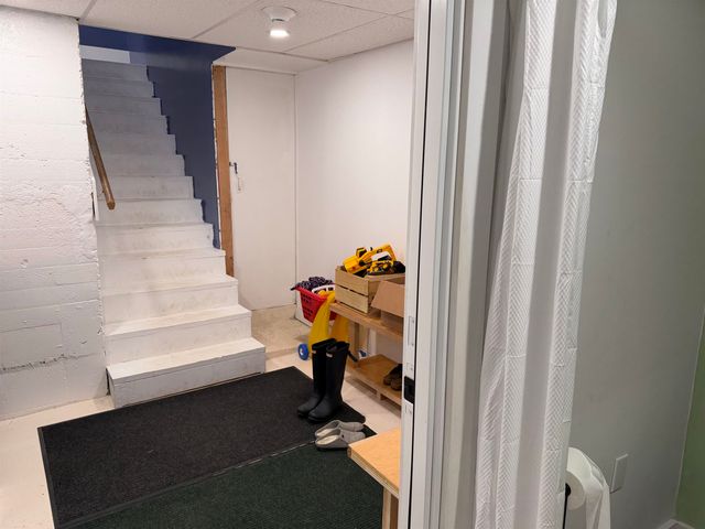 92 West Main Street, Hyde Park, VT 05655