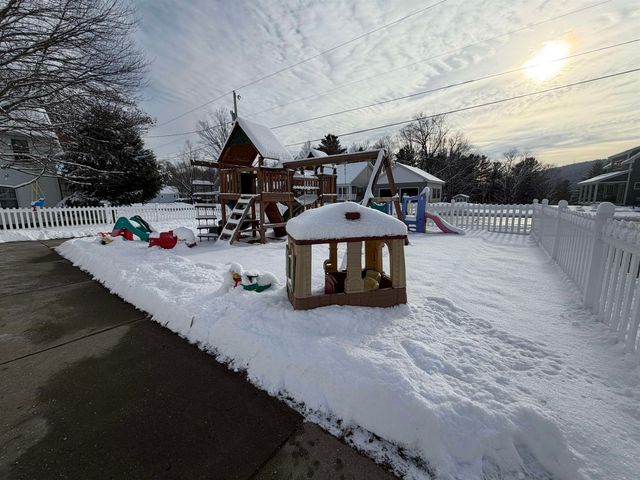 92 West Main Street, Hyde Park, VT 05655