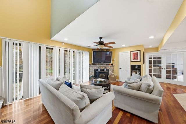 11 Joan Dr, Byram Twp., NJ 07874