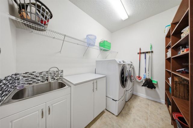 1670 REGAL RIVER CIRCLE, Ocoee, FL 34761