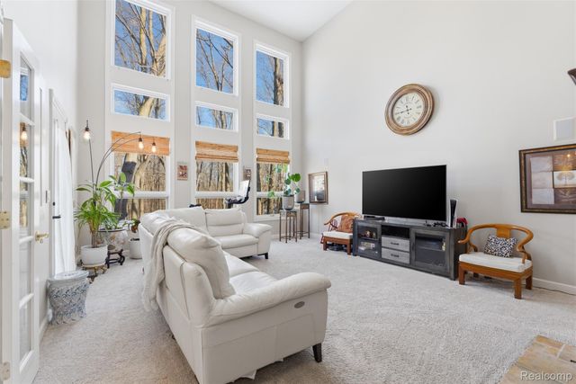 28690 WINTERGREEN Court, Farmington Hills, MI 48331