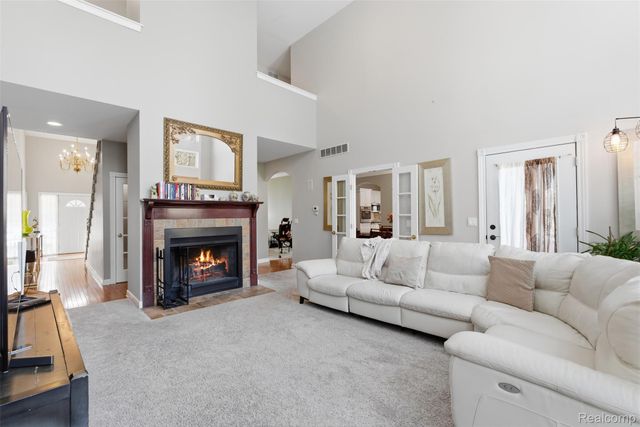28690 WINTERGREEN Court, Farmington Hills, MI 48331