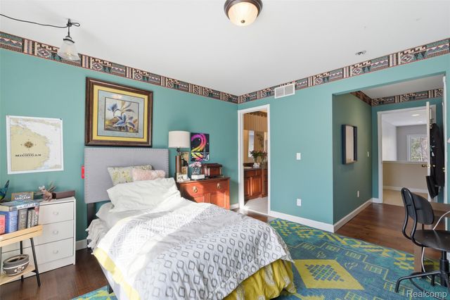 28690 WINTERGREEN Court, Farmington Hills, MI 48331